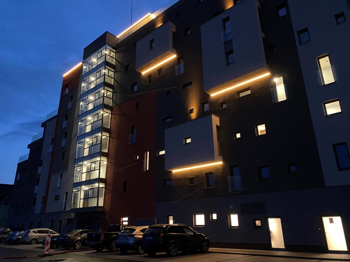 Apartment Family Besenova - Free Swimming Pool Bagian luar foto