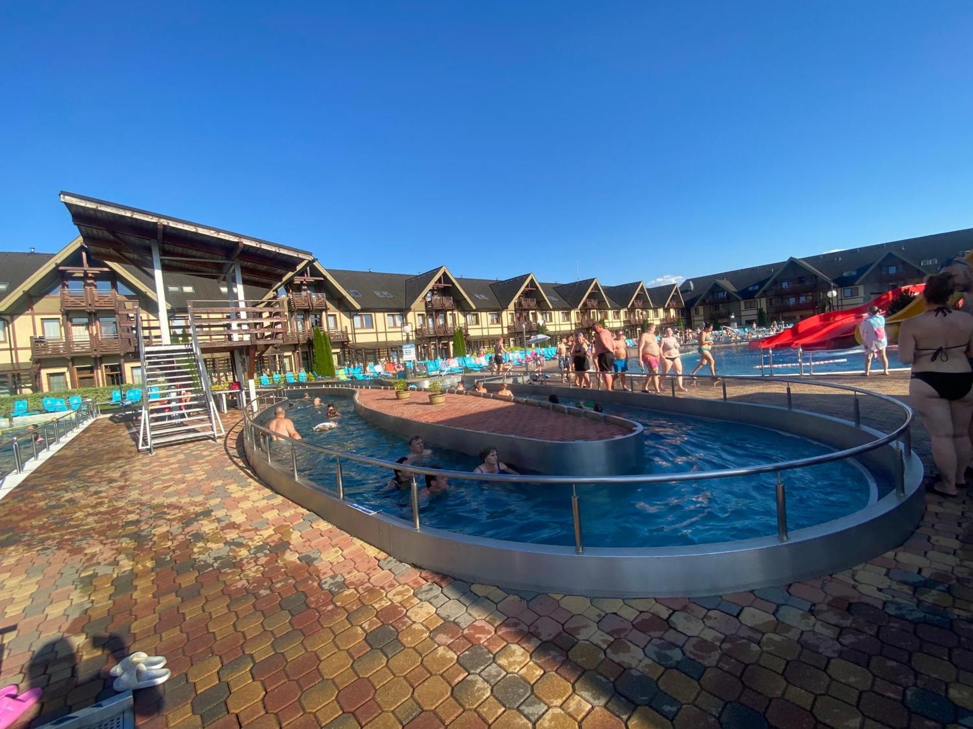 Apartment Family Besenova - Free Swimming Pool Bagian luar foto